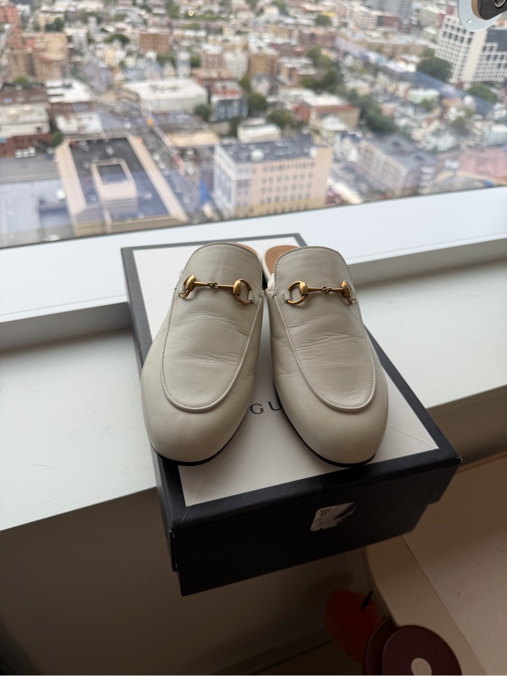 Gucci Princetown White Leather Horsebit Mules Slides Size 37.5 - Picture 2 of 6